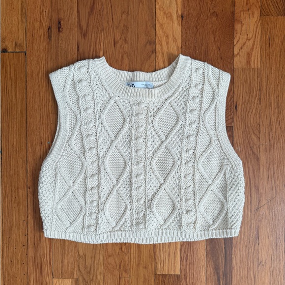 Zara Sweaters - zara fisherman knit sweater vest